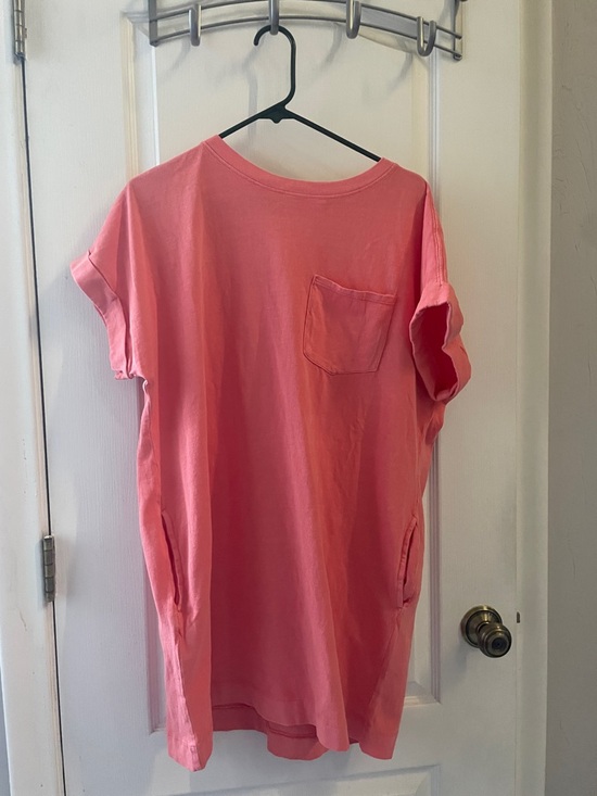 Double Zero Dresses & Skirts - Double Zero Pink Coral Crewneck Tee